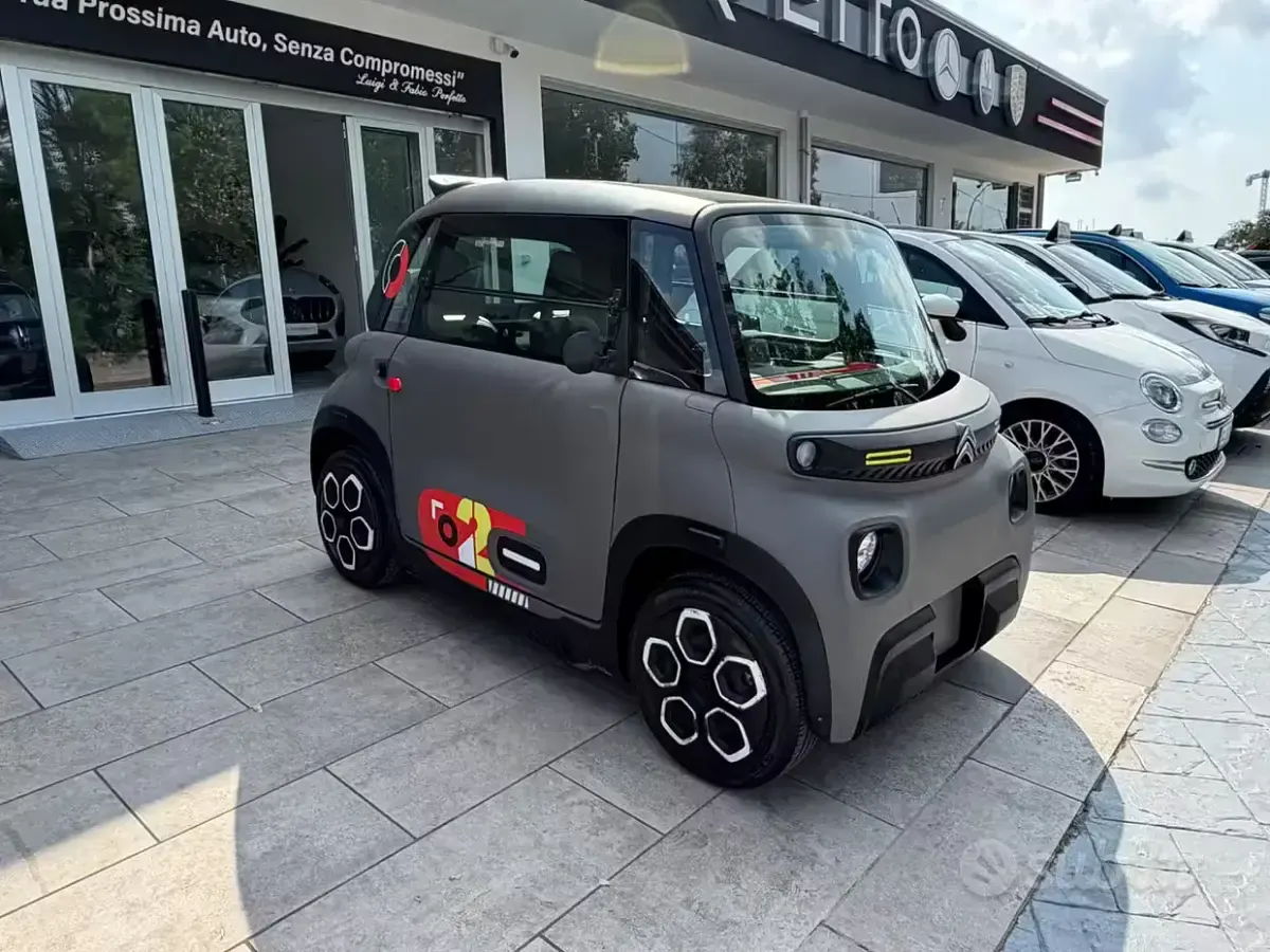 Usata Citroën AMI 2024 Marrone Berlina