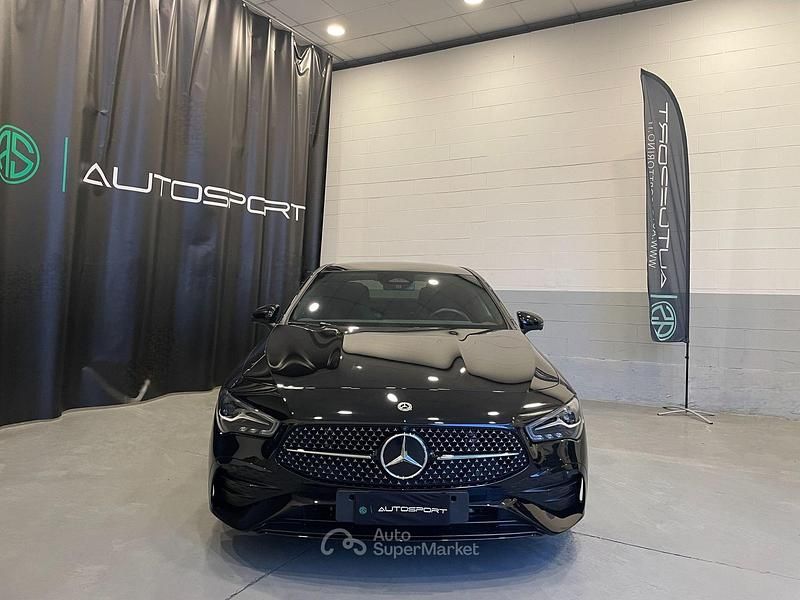 Usata Mercedes CLA180 AMG Line Premium 136 CV (100 kW) 2024 Nero Berlina