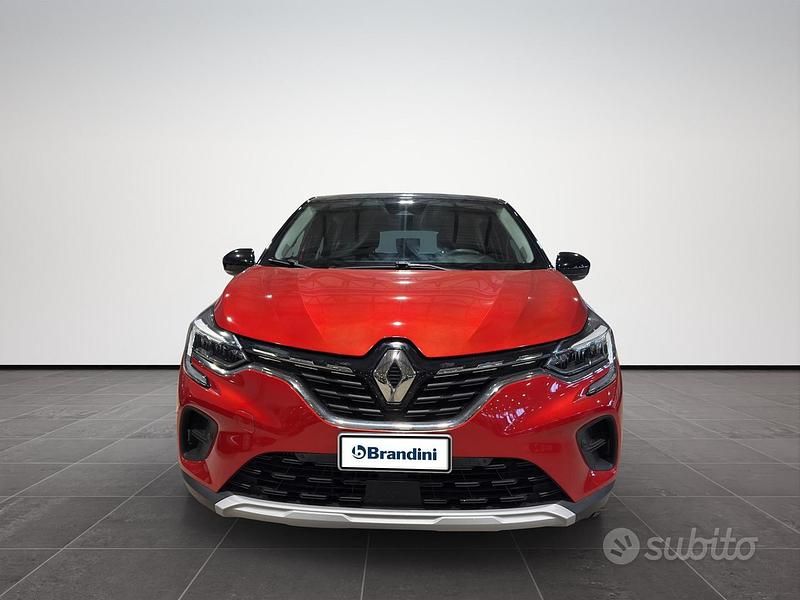 Usata Renault Captur Zen 101 CV (74 kW) 2020 Rosso SUV