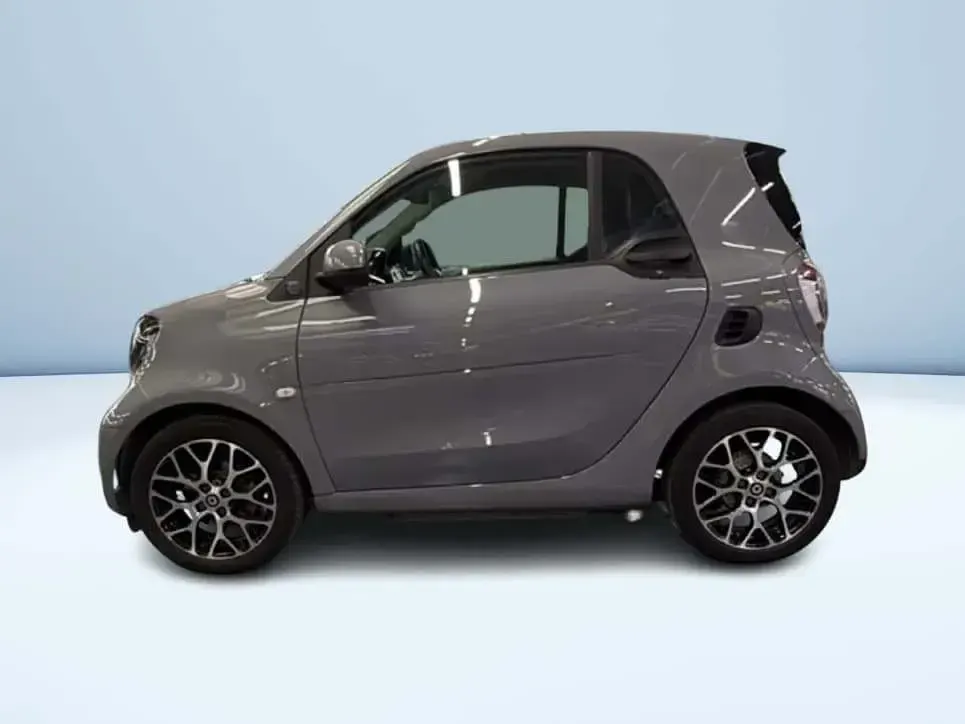 Usata Smart ForTwo Electric Drive Prime 41 kW (56 CV) 2022 Nero Coupé