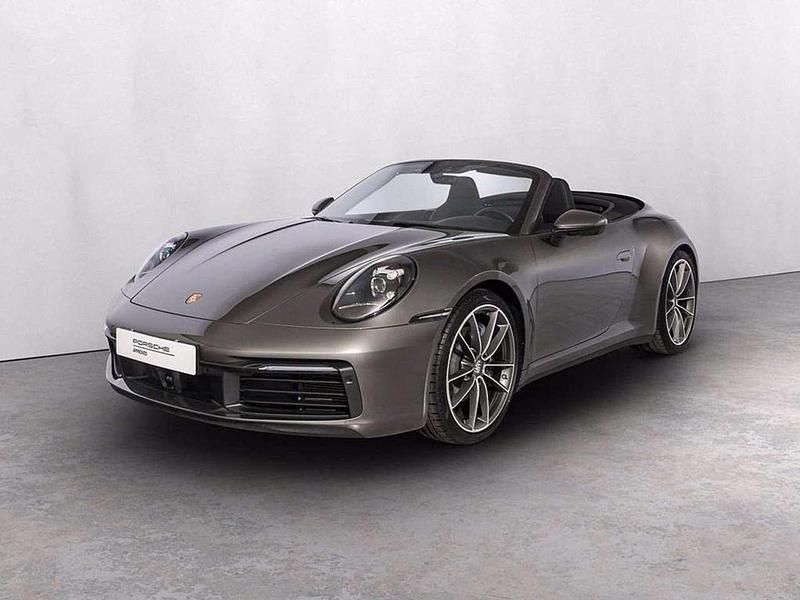 Usata Porsche 911 Carrera Cabriolet 385 CV (283 kW) 2023 Grigio agata Cabrio
