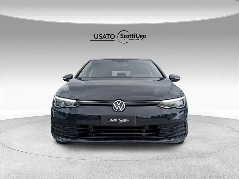 Usata VW Golf VIII Life 110 CV (80 kW) 2023 *** Utilitaria