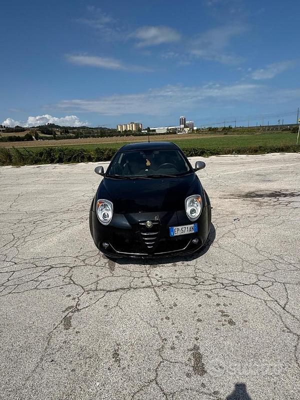 Usata Alfa Romeo MiTo 85 CV (62 kW) 2012 Nero Utilitaria