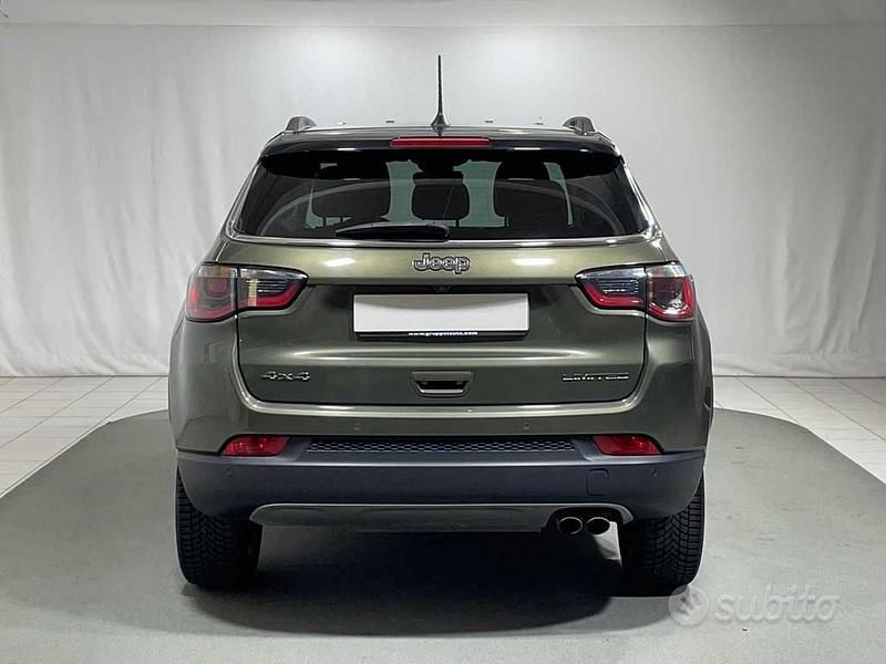 Usata Jeep Compass Limited 140 CV (102 kW) 2018 Verde SUV