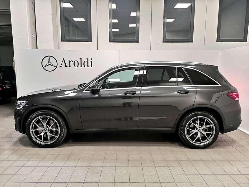 Usata Mercedes GLC300 Premium Plus 245 CV (180 kW) 2019 831 grigio grafite met. SUV