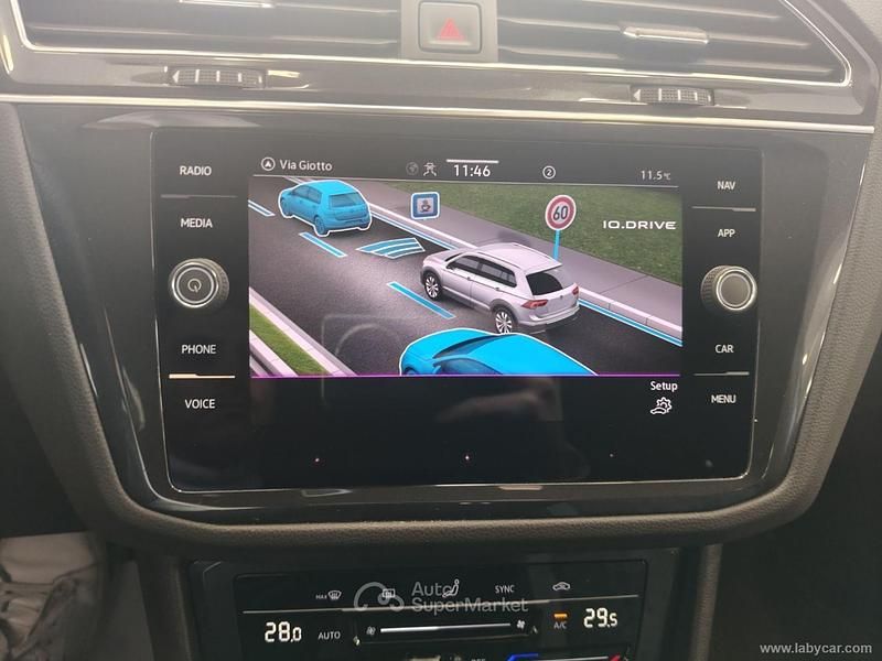 Usata VW Tiguan R-line 150 CV (110 kW) 2023 Blu SUV