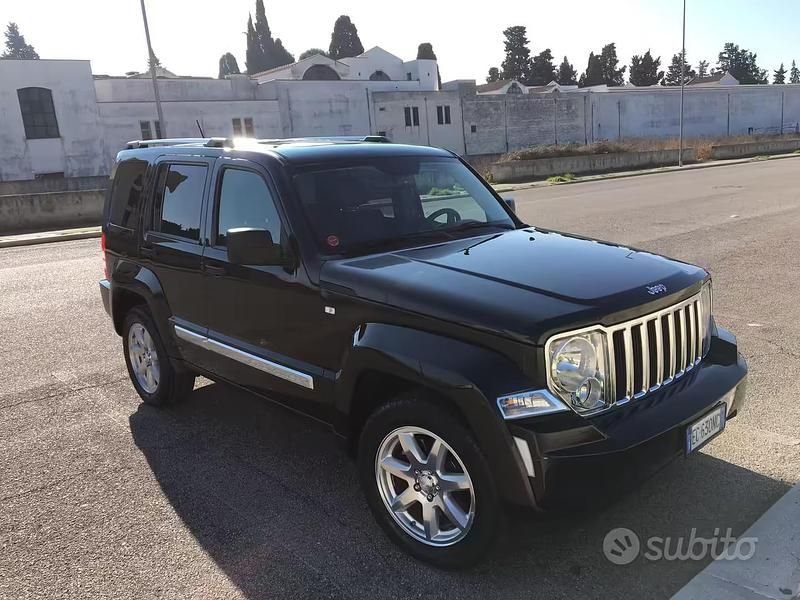 Usata Jeep Cherokee 2010 SUV