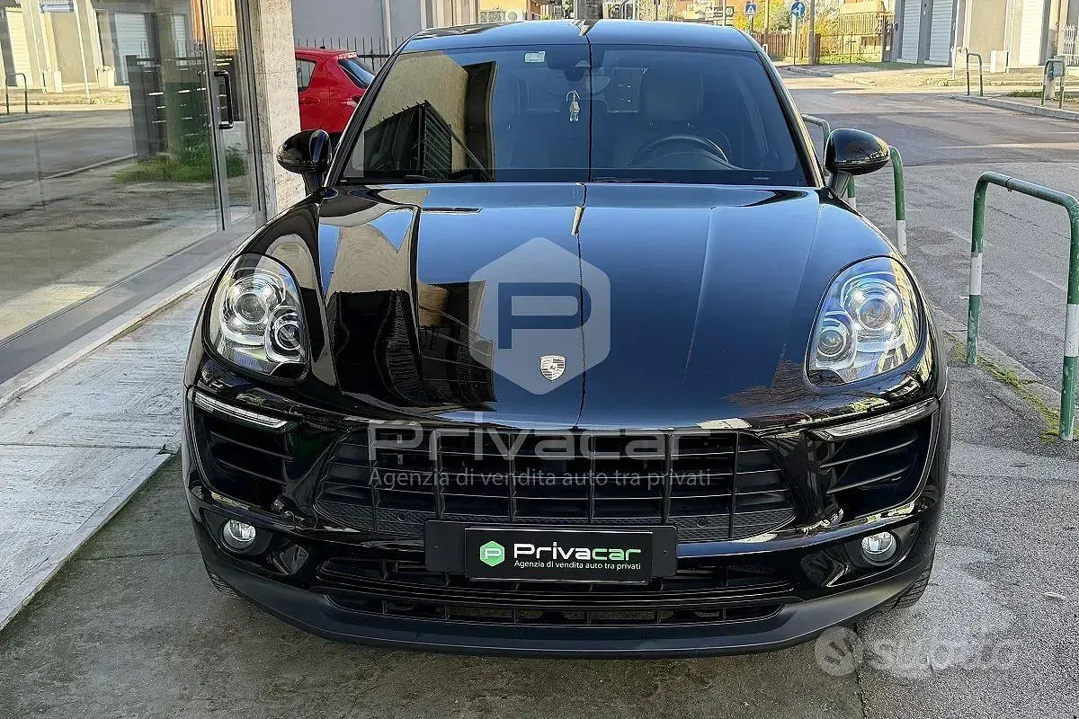 Usata Porsche Macan 250 CV (183 kW) 2017 Nero SUV