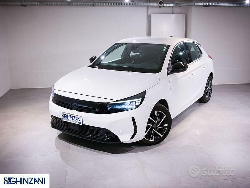 Usata Opel Corsa 101 CV (74 kW) 2025 Bianco Utilitaria