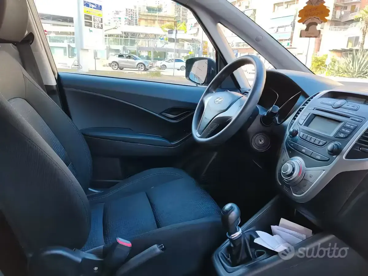 Usata Hyundai ix20 90 CV (66 kW) 2011 Nero Utilitaria