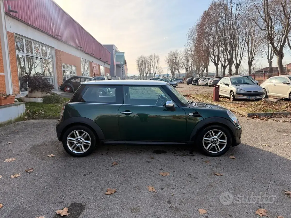 Usata Mini Cooper Clubman 112 CV (82 kW) 2010 Verde Station wagon