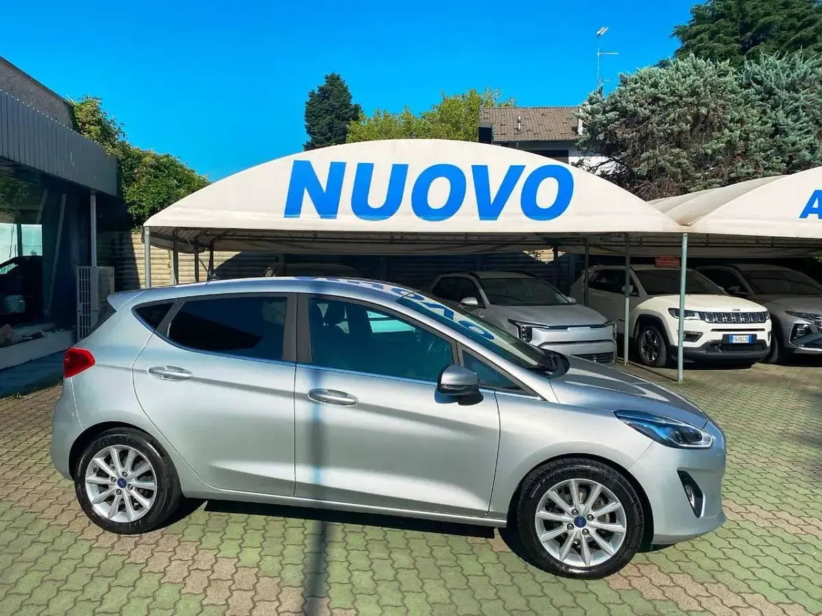 Usata Ford Fiesta Titanium S 101 CV (74 kW) 2019 Argento Utilitaria