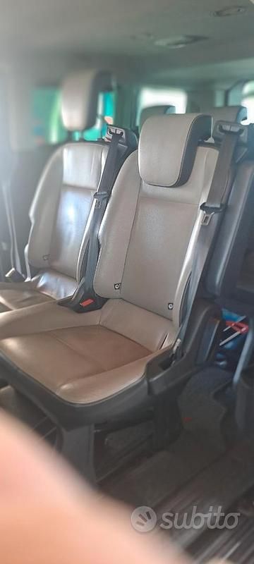 Begagnad Ford Tourneo S 125 HK (91 kW) 2015 Grå Minibuss