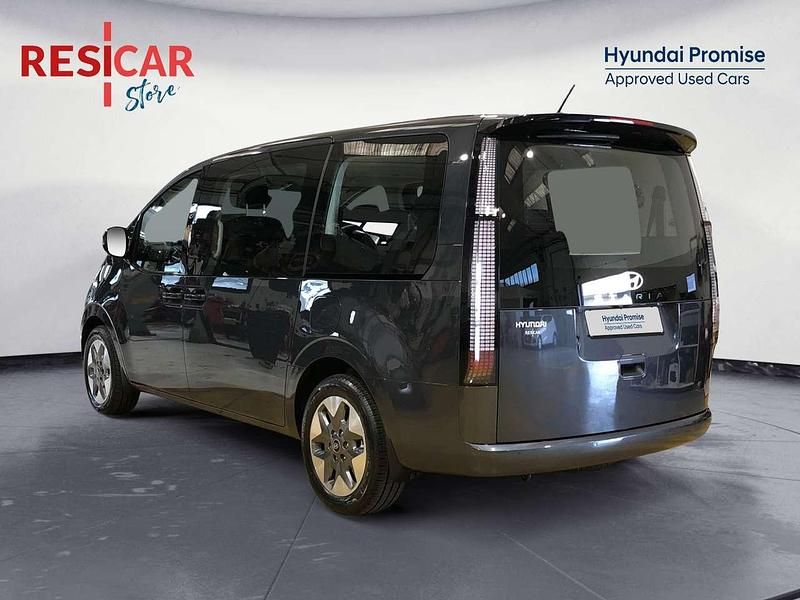 Nuova Hyundai Staria 160 CV (117 kW) 2025 Grigio Monovolume