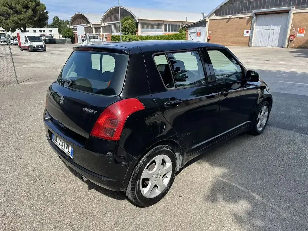Usata Suzuki Swift Club 75 CV (55 kW) 2008 Utilitaria