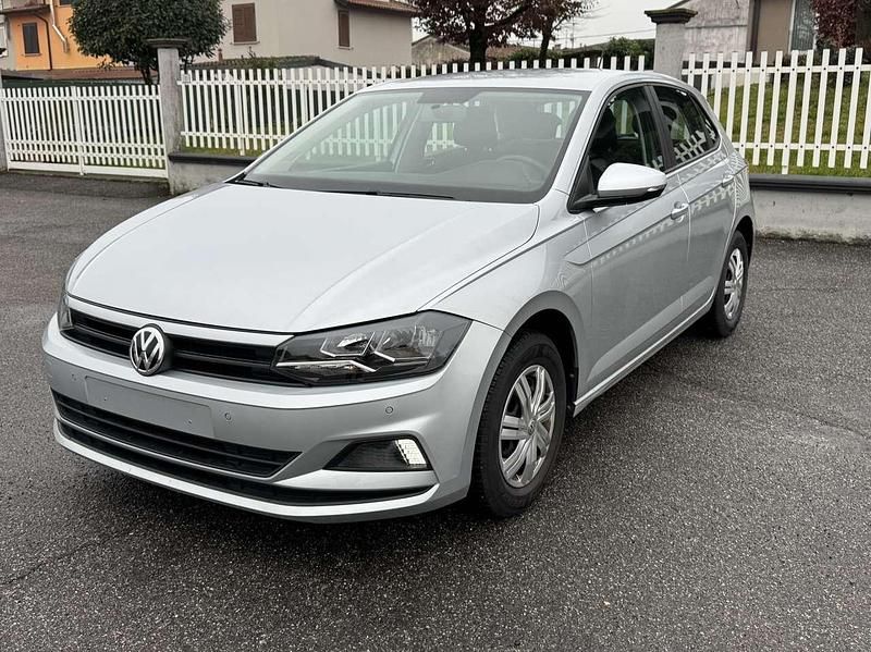 Usata VW Polo Trendline 65 CV (47 kW) 2017 Argento Berlina