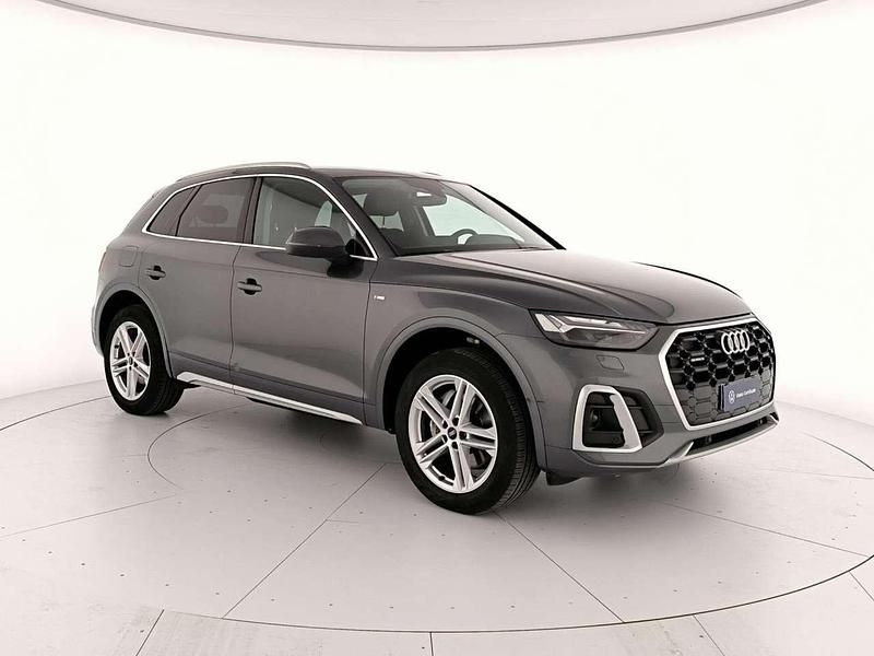 Usata Audi Q5 S-Line 204 CV (150 kW) 2023 Grigio scuro met. SUV