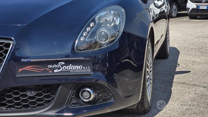 Usata Alfa Romeo Giulietta Business 120 CV (88 kW) 2018 Blu Utilitaria