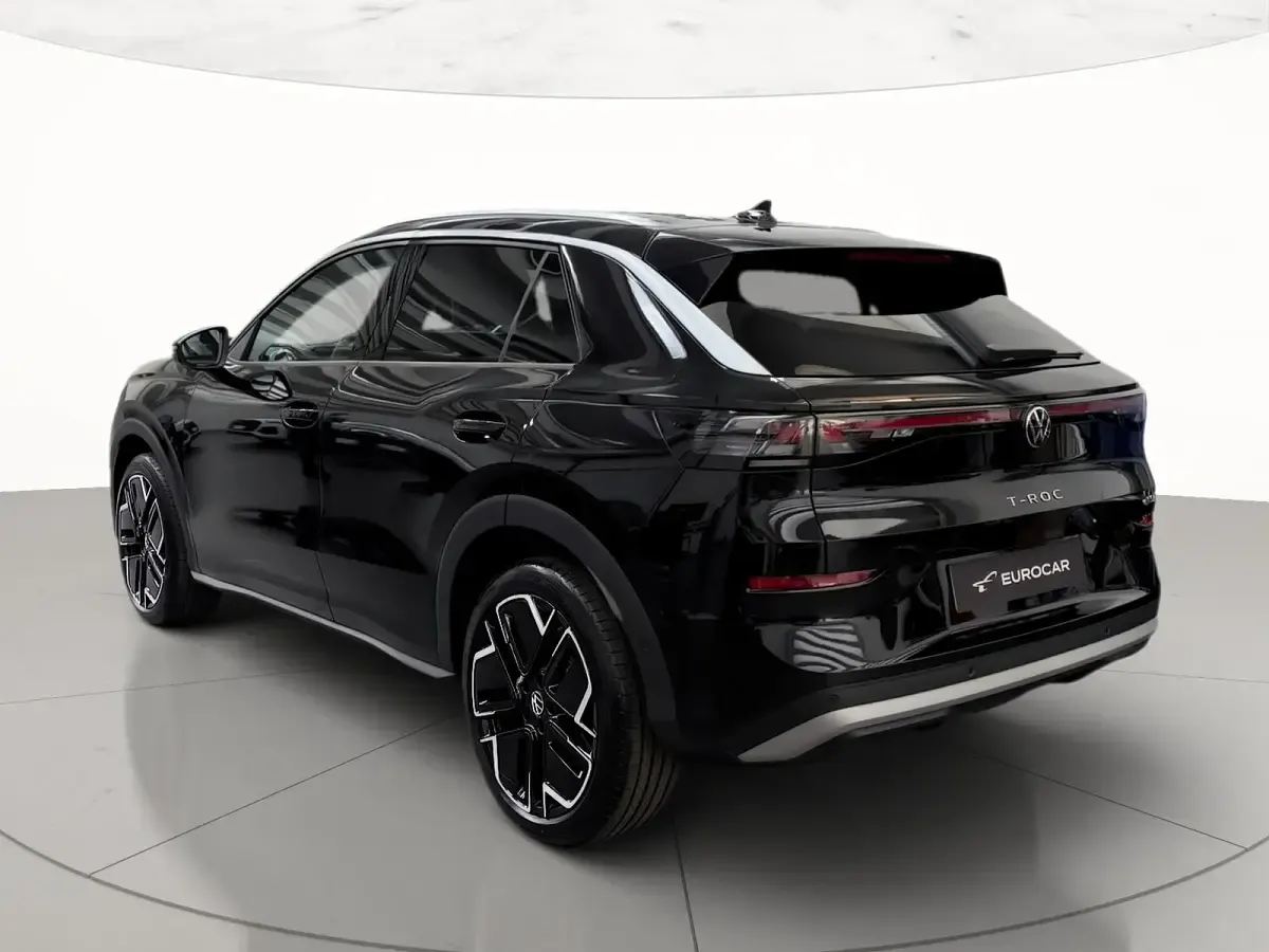 Nuova VW T-Roc Style 150 CV (110 kW) 2026 Grenadill black metallizzato SUV