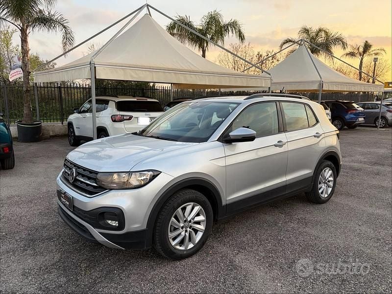 Usata VW T-Cross 95 CV (69 kW) 2020 Grigio SUV