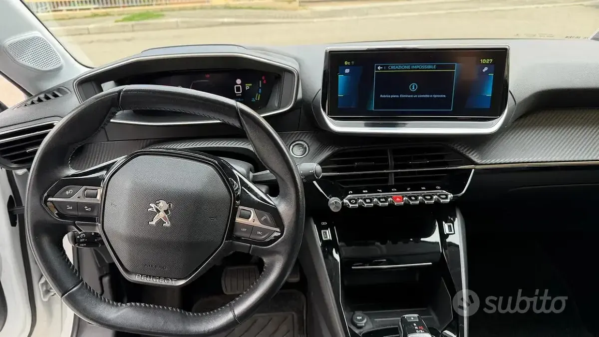 Usata Peugeot e-208 56 kW (77 CV) 2021 Bianco Utilitaria