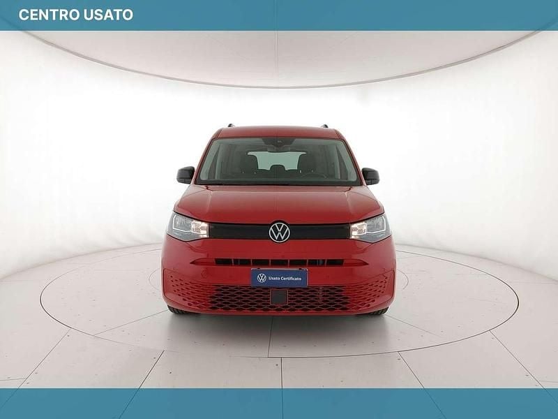 Usata VW Caddy Maxi 102 CV (75 kW) 2023 Rosso ciliegia Monovolume
