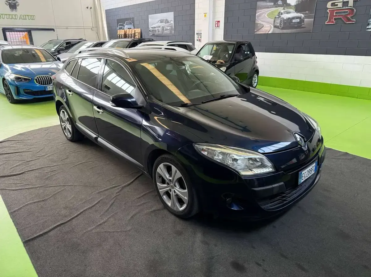 Usata Renault Mégane GrandTour Dynamique 110 CV (80 kW) 2011 Blu/azzurro Station wagon
