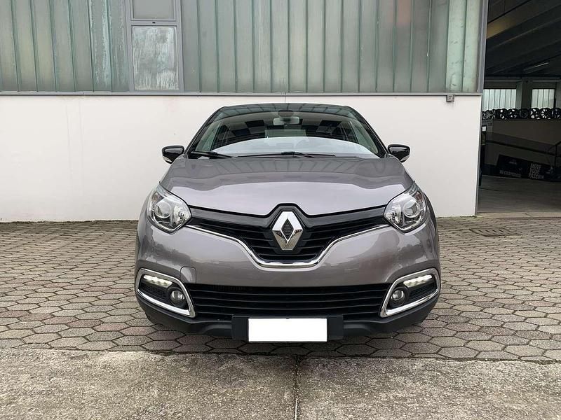 Usata Renault Captur 120 CV (88 kW) 2015 Grigio SUV