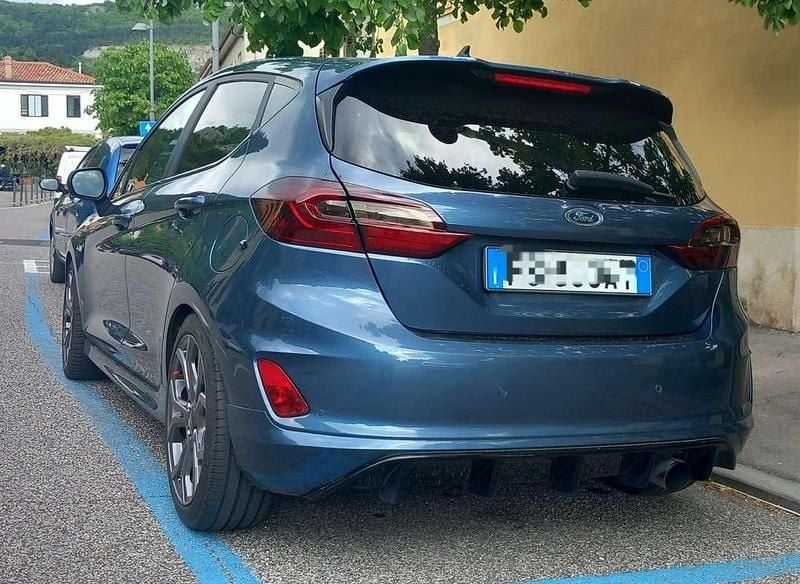 Usata Ford Fiesta ST-Line 101 CV (74 kW) 2017 Berlina