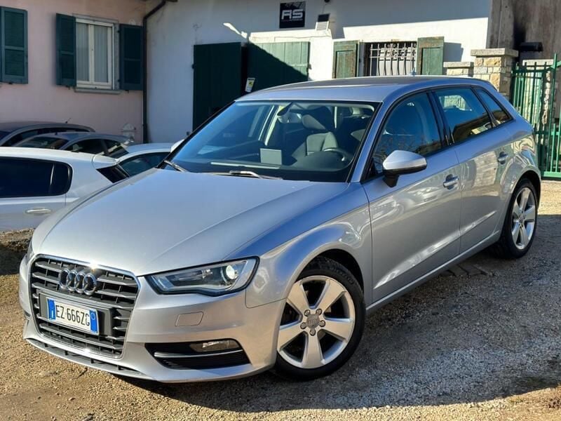 Usata Audi A3 Ambiente 110 CV (80 kW) 2015 Argento Berlina