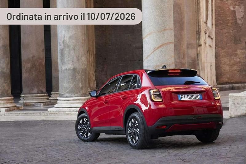 Nuova Fiat 600 Business 110 CV (80 kW) 2026 Argento SUV