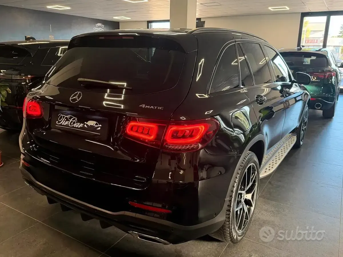 Usata Mercedes GLC220 Premium 194 CV (142 kW) 2021 Nero SUV