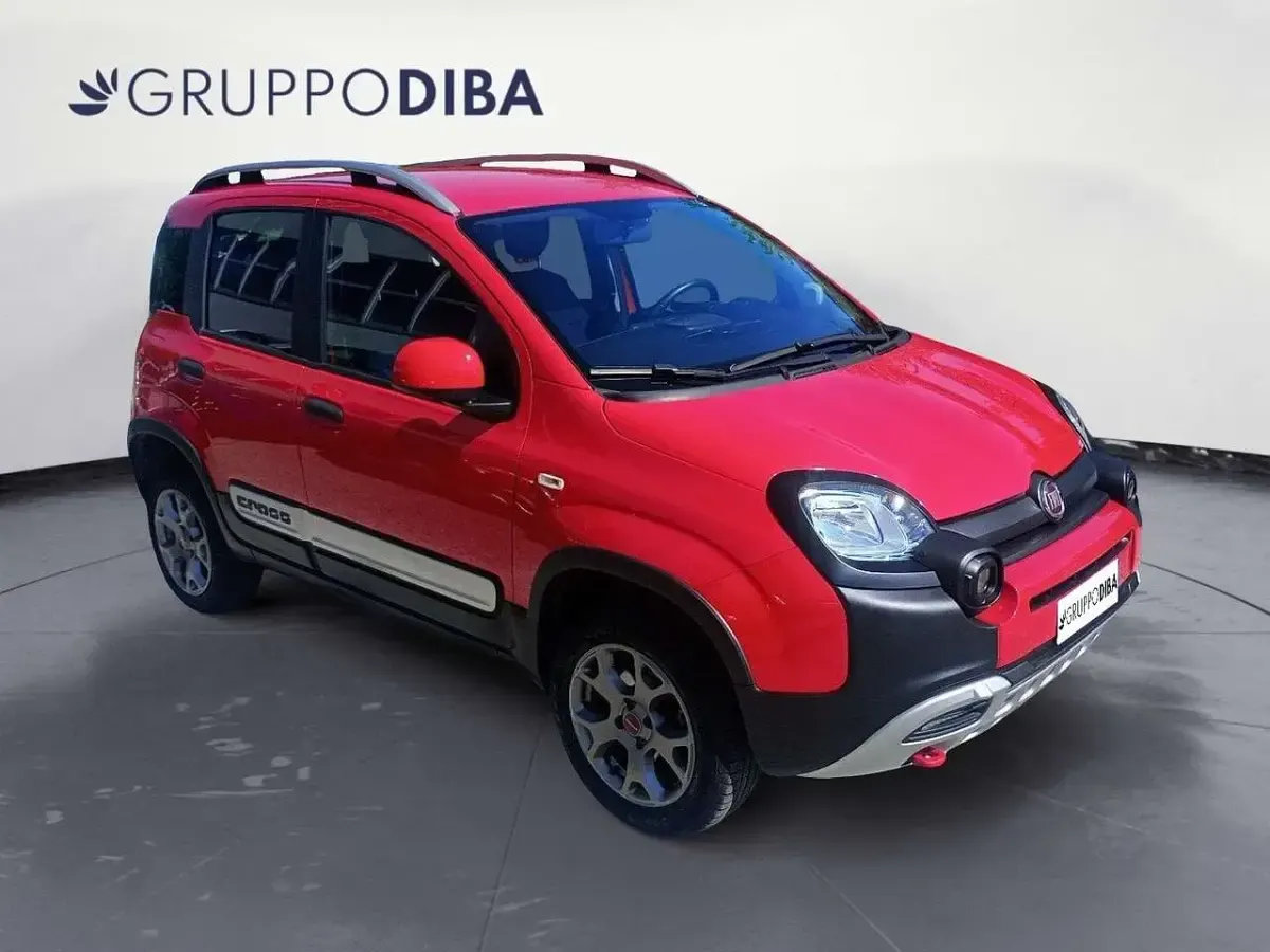 Usata Fiat Panda Cross Cross 86 CV (63 kW) 2021 Rosso Utilitaria
