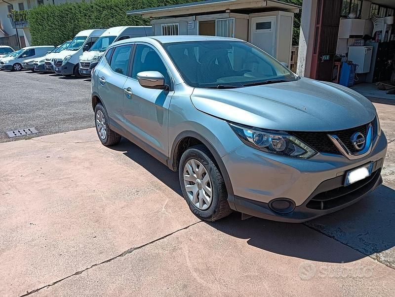 Usata 2014 Nissan Qashqai SUV | 7800 € (Molto cara) - Immagine 1/4
