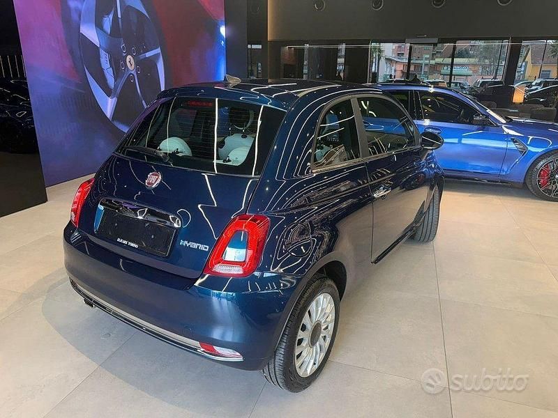Usata Fiat 500 Dolcevita 69 CV (50 kW) 2023 Blu metallizzato Utilitaria