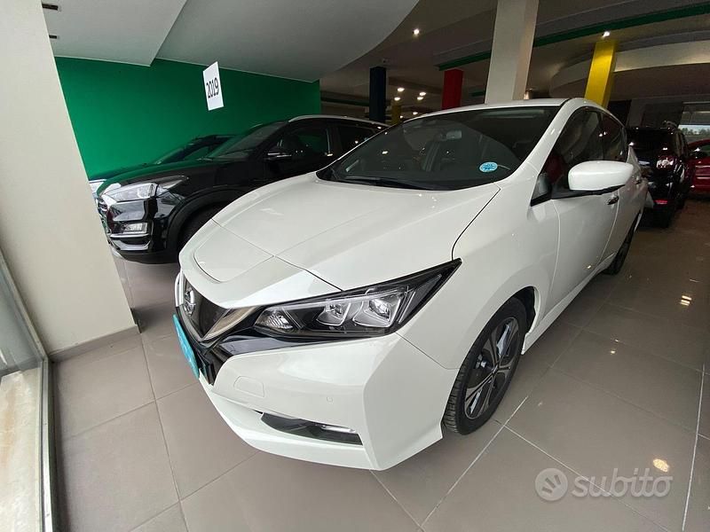 Bianco Usata 2021 Nissan Leaf Due volumi | 12.490 € (Super prezzo) - Immagine 1/4