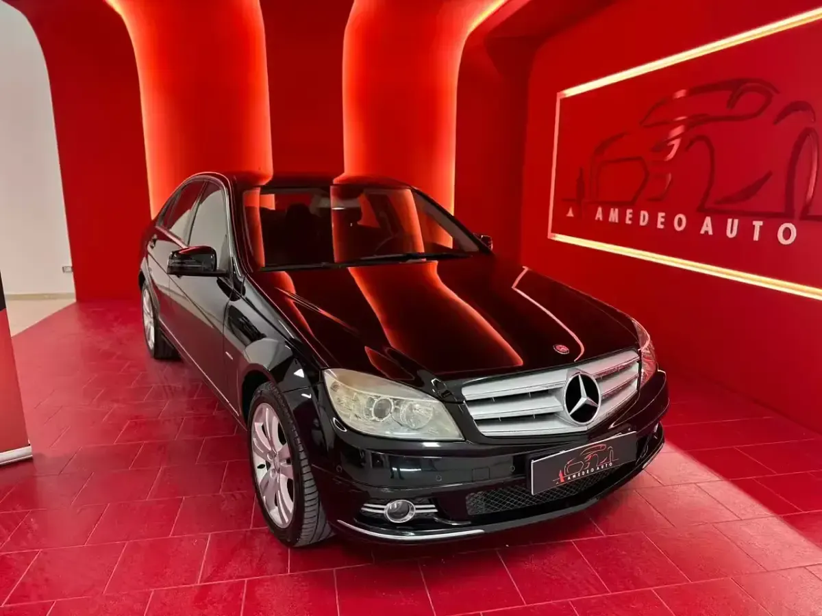 Usata Mercedes 200 Avantgarde 169 CV (124 kW) 2010 Nero Berlina