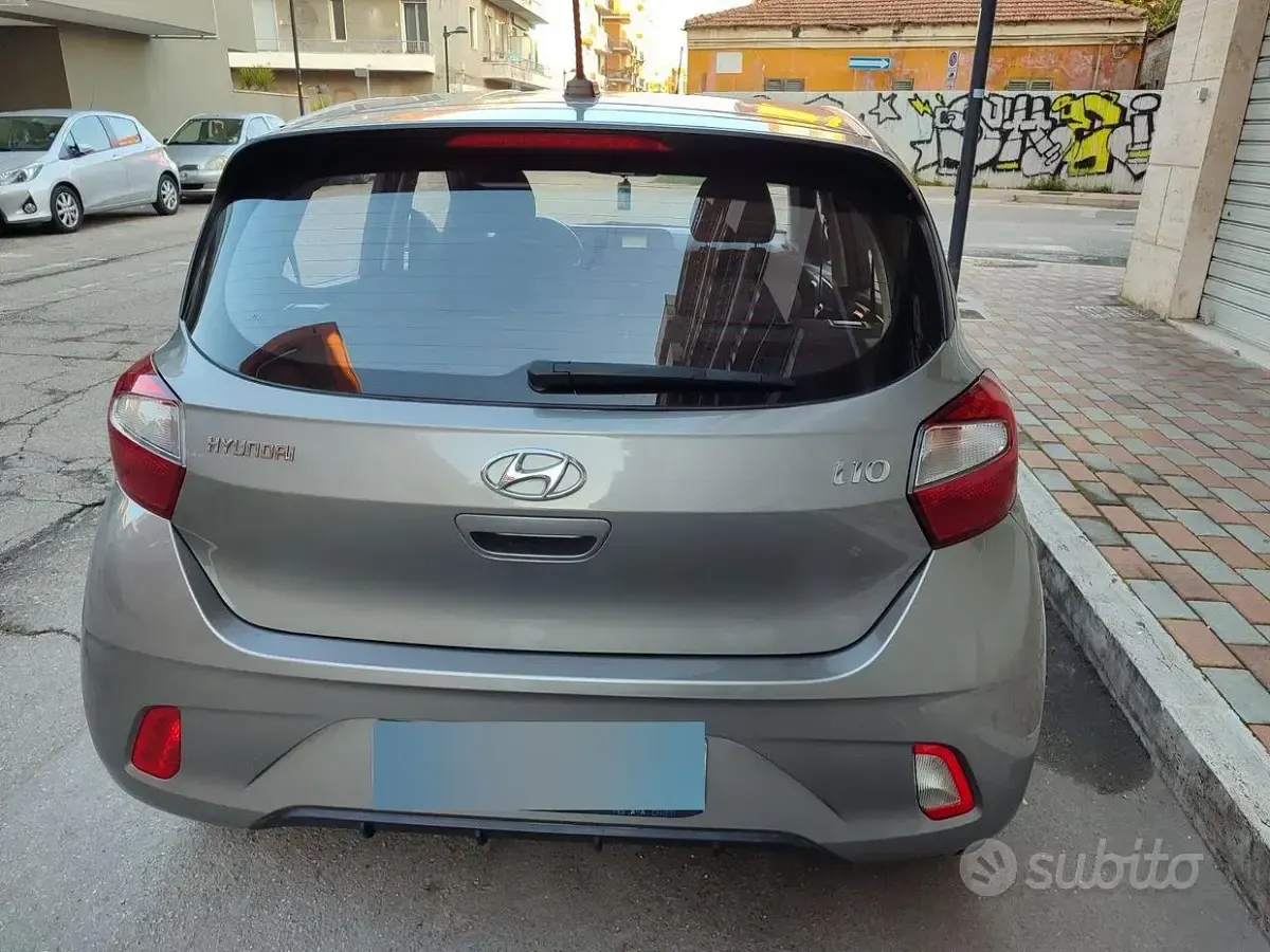 Usata Hyundai i10 67 CV (49 kW) 2021 Grigio Utilitaria
