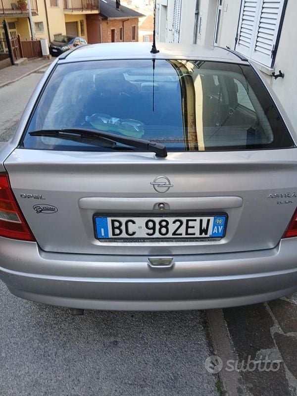 Usata Opel Astra 1999 Berlina