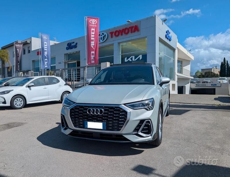 Grigio Usata 2021 Audi Q3 S-Line SUV | 36.600 € (Molto cara) - Immagine 1/4