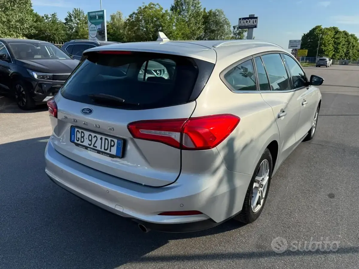 Occasion Ford Focus Business Edition 120 ch (88 kW) 2020 Gris Break