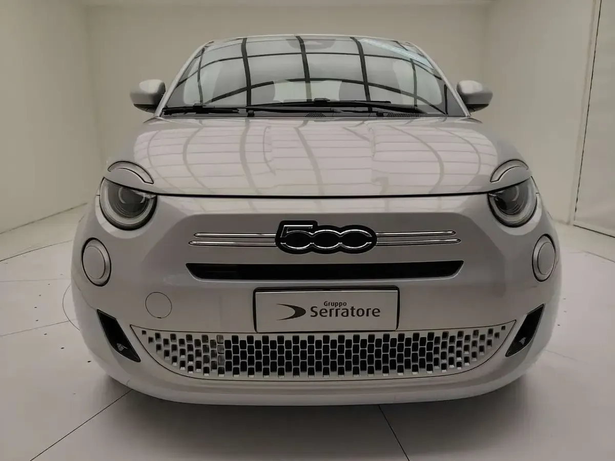 Nuova Fiat 500 65 CV (47 kW) 2025 Blu/azzurro Berlina