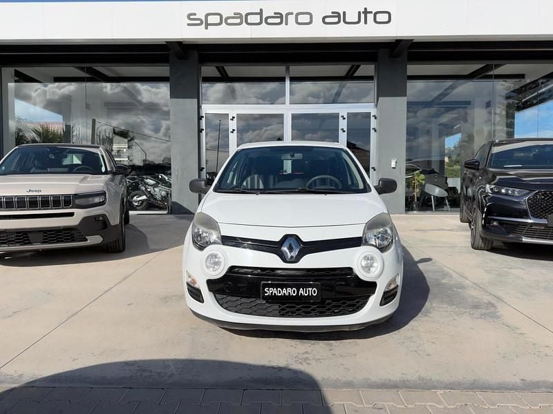 Bianco Usata 2014 Renault Twingo Night&Day Due volumi | 4900 € (Ottimo prezzo) - Immagine 1/4