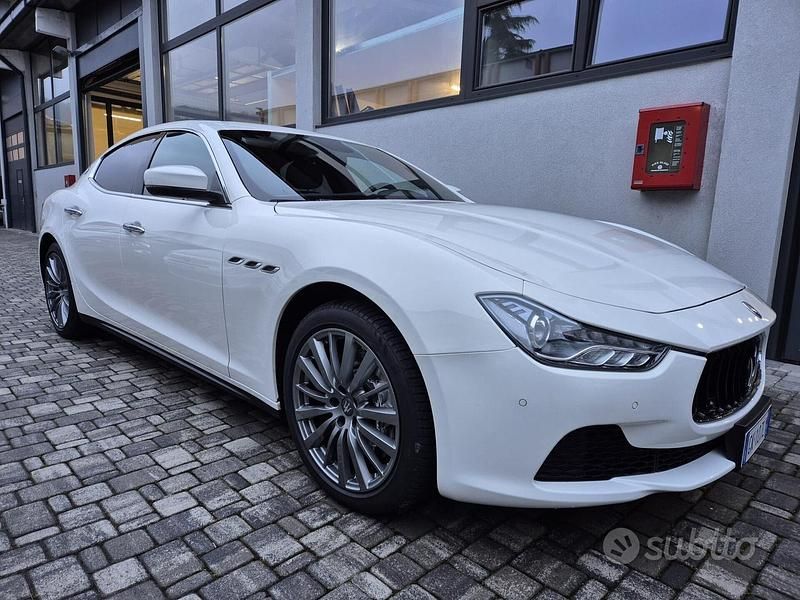 Bianco Usata 2017 Maserati Ghibli Tre volumi | 30.900 € (Ottimo prezzo) - Immagine 1/4