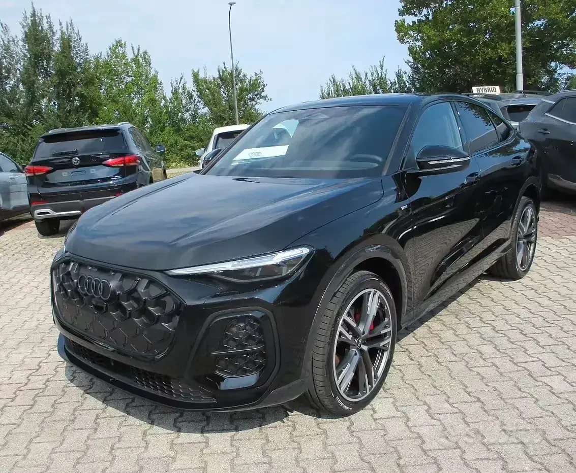 Nuova Audi Q5 Sportback S-Line 204 CV (150 kW) 2026 Nero SUV