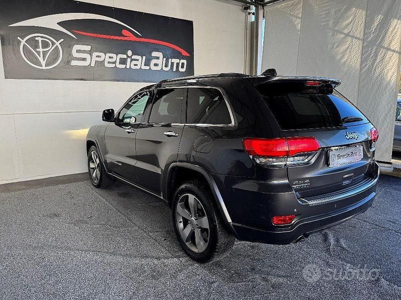 Usata Jeep Grand Cherokee Overland 250 CV (183 kW) 2015 Grigio scuro SUV