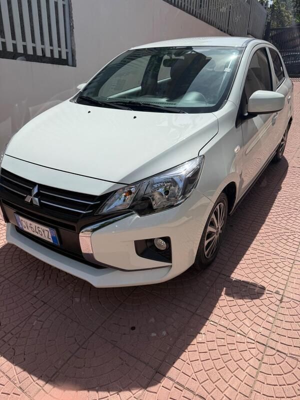 Usata Mitsubishi Space Star Invite 71 CV (52 kW) 2024 Bianco Berlina