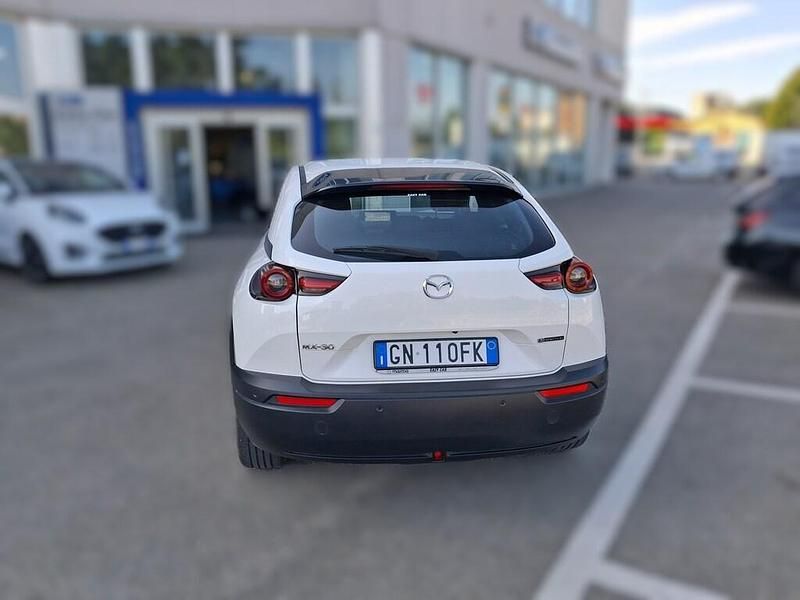 Usata Mazda MX30 107 kW (146 CV) 2023 Arctic white SUV