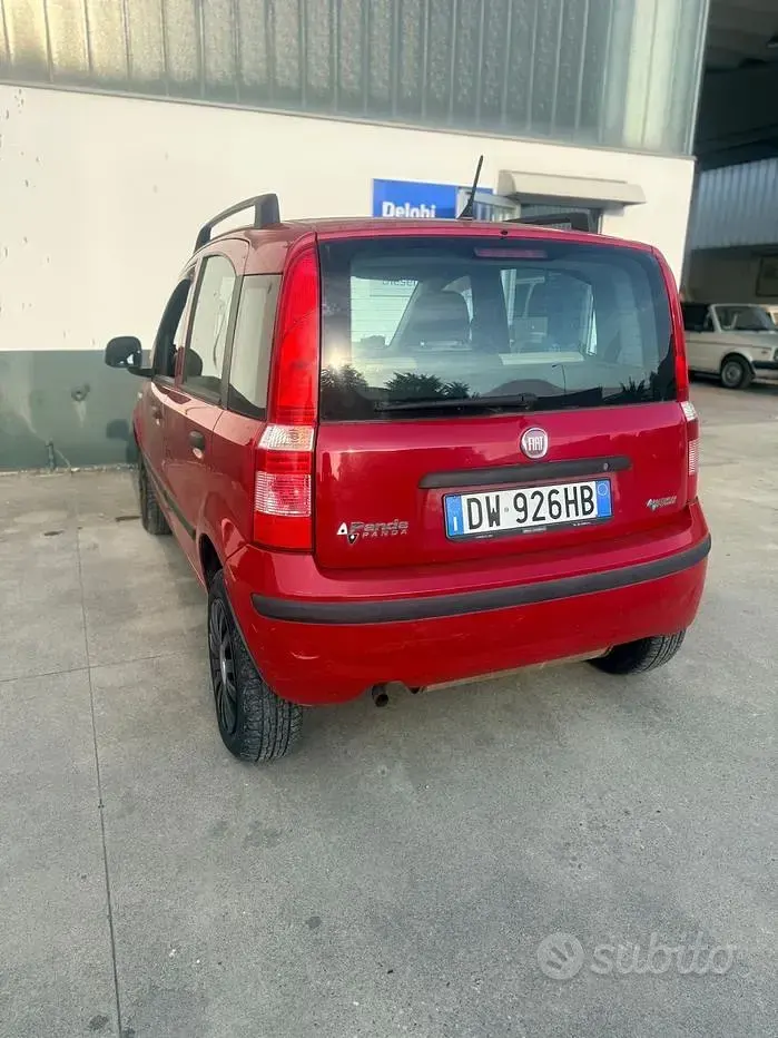 Usata Fiat Panda Dynamic 60 CV (44 kW) 2009 Rosso Utilitaria