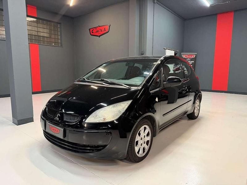 Nero Usata 2005 Mitsubishi Colt Invite Berlina | 1600 € (Buon prezzo) - Immagine 1/4